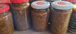feijoa chutney stored in a jar